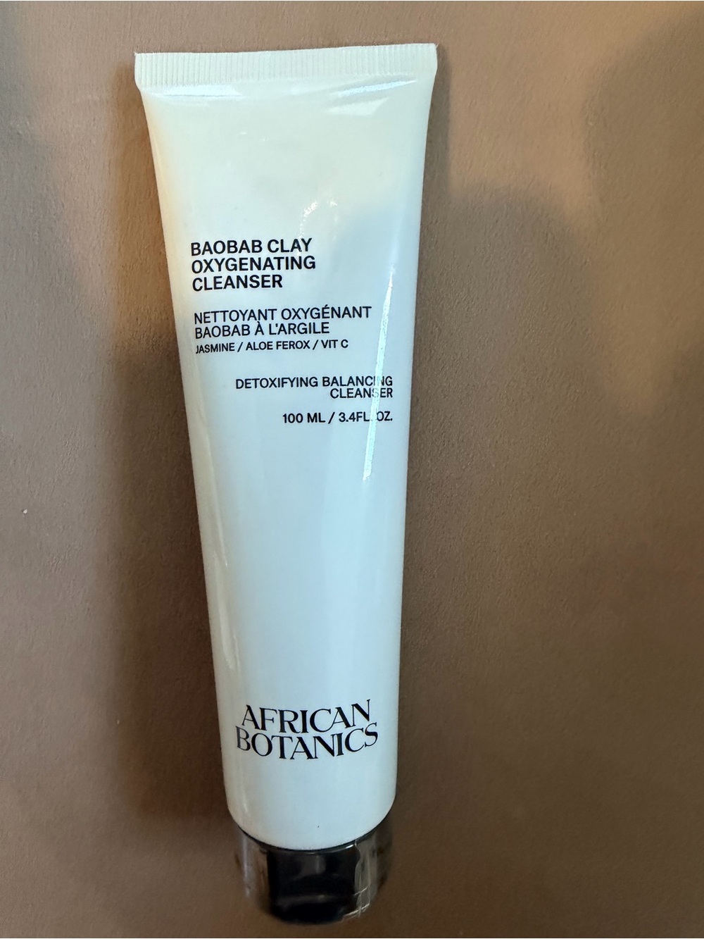 African Botanics Baobab Clay Oxygenating Cleanser — White